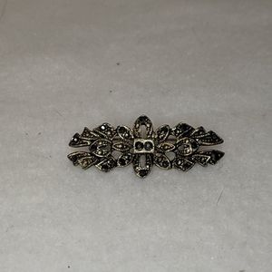 VINTAGE Art Deco Style Bar pin